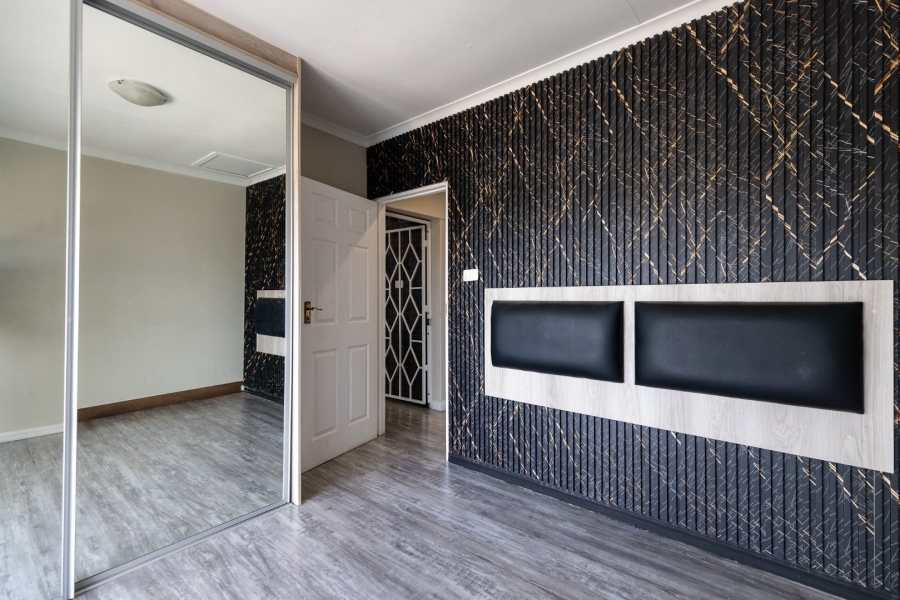 4 Bedroom Property for Sale in Bluewater Bay Eastern Cape